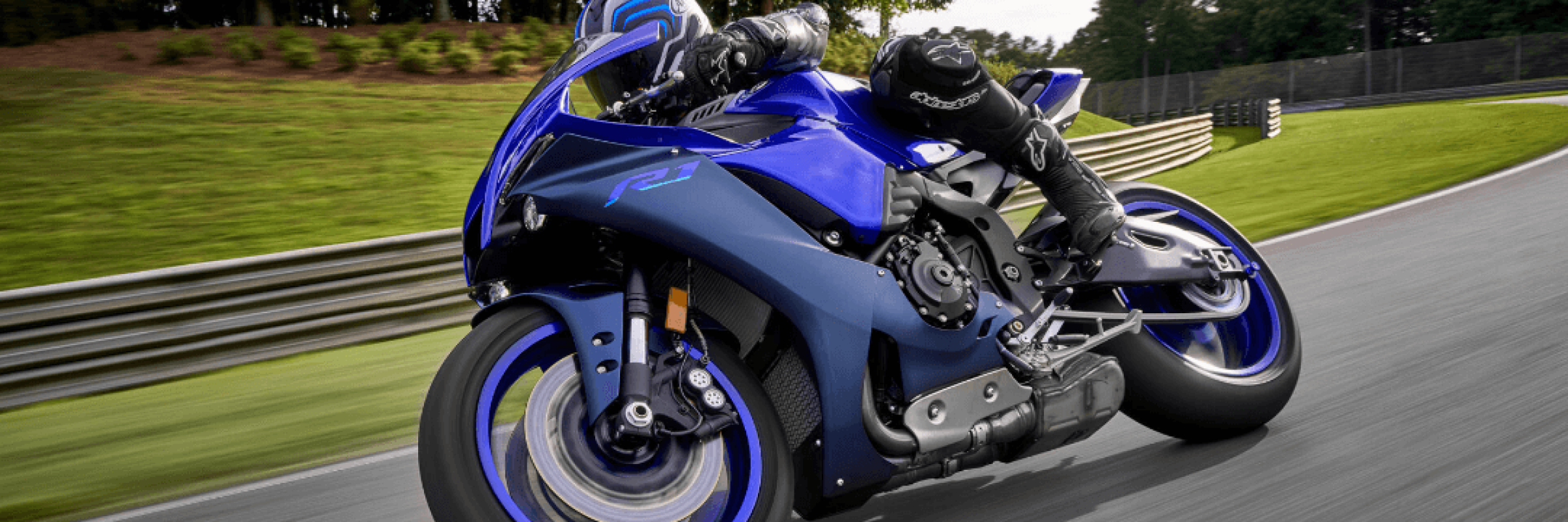 2019 Yamaha R1 Free Akrapovic Exhaust Offer