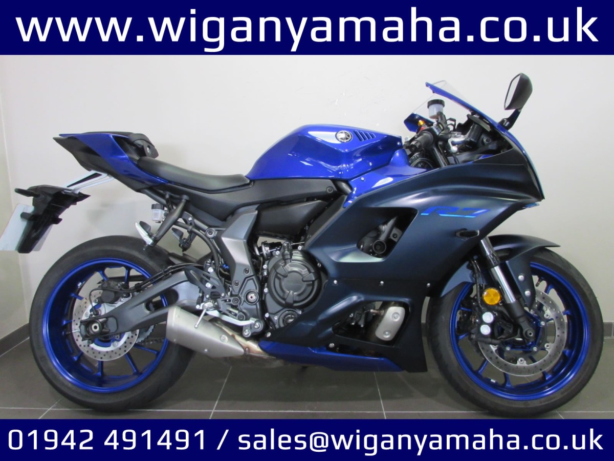 Yamaha YZF-R7 2024